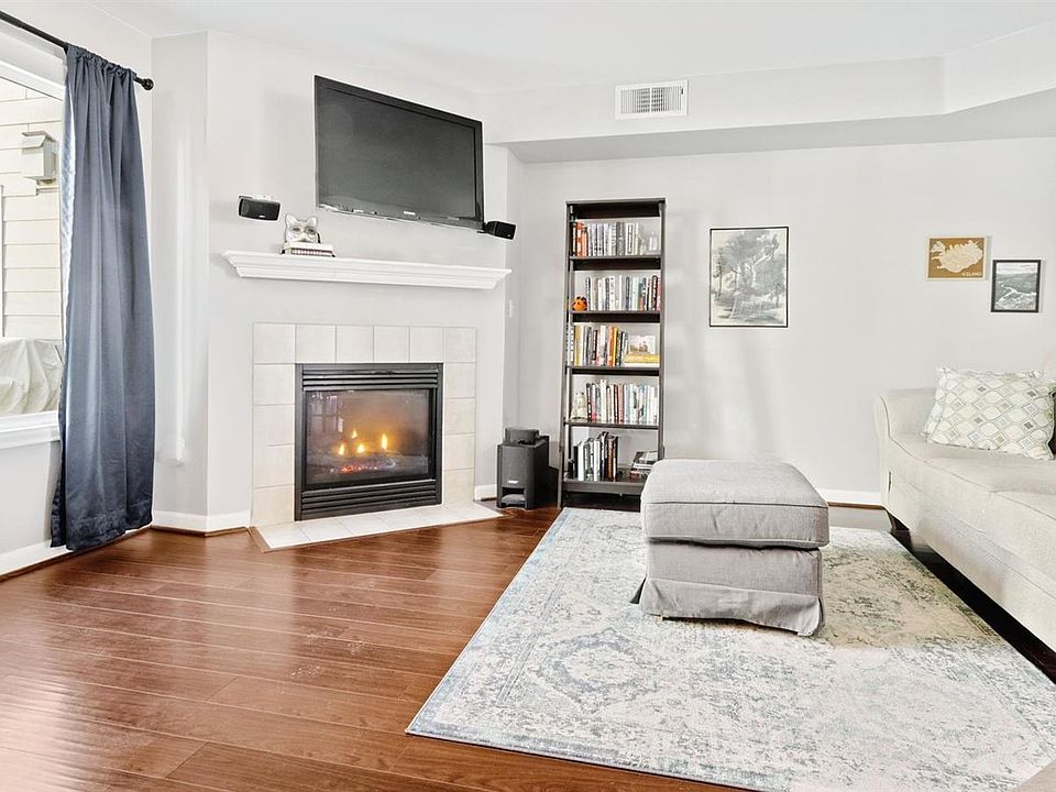 1st image of 1330 S Monaco Parkway #8