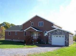 26040 Walrath Rd, Chaumont, NY 13622