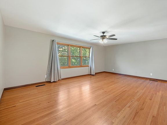 5th image of 1829 Virginia Dr