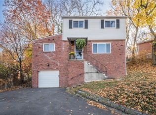 125 Susan Dr, Pittsburgh, PA