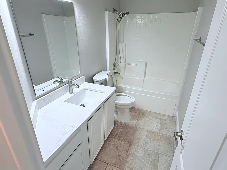 930 High Knoll Dr — Photo 8