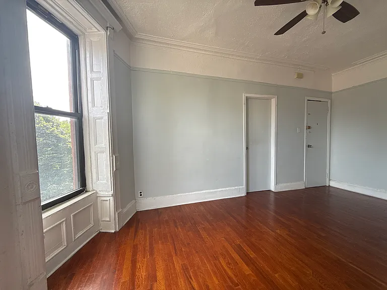 835 Greene Ave #3 — Photo 9