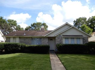 9943 Sageroyal Ln, Houston, TX 77089