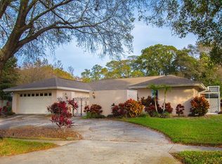 770 Maple Ridge Rd, Palm Harbor, FL 34683