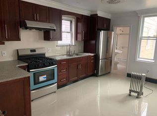 20-07 120th St, College Point, NY 11356