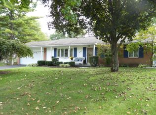 3805 Ridgewood Dr, Hilliard, OH 43026