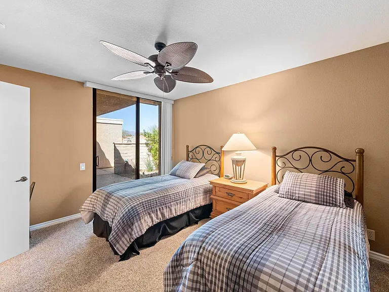72385 Beverly Way — Photo 19