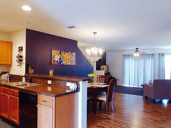 3rd image of 261 Michelangelo Pl