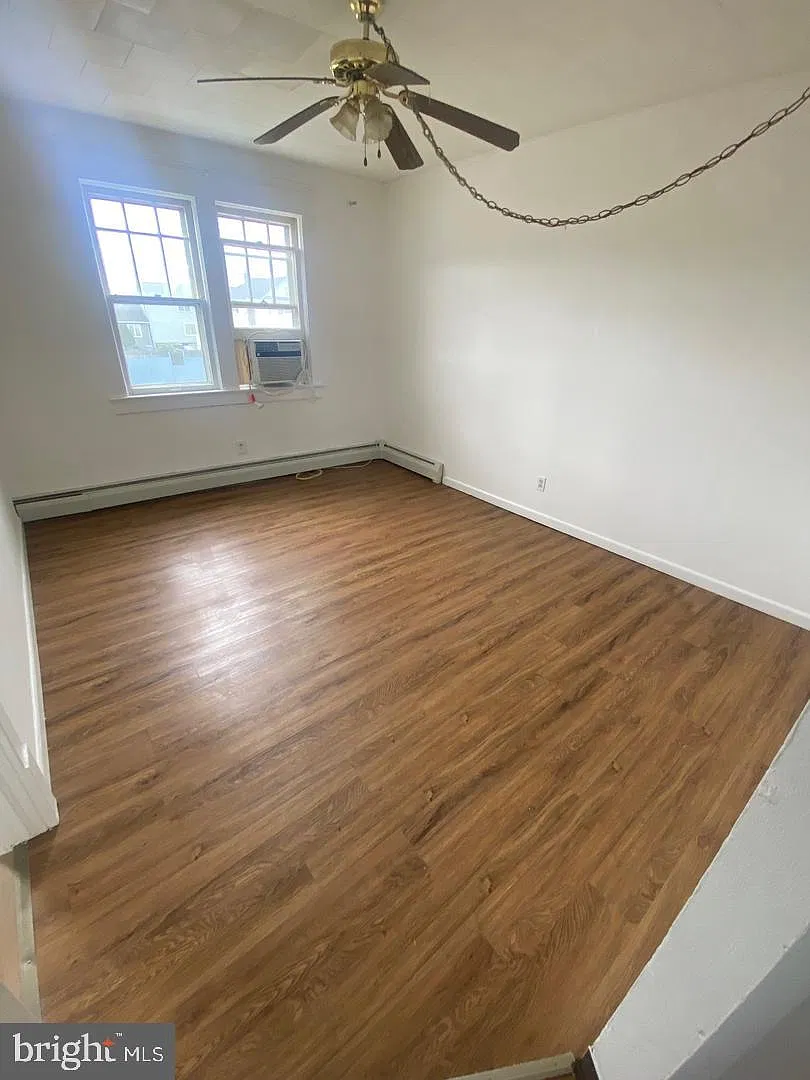 1 bed, 1.0 bath, 800 sqft, $995 — Photo 3