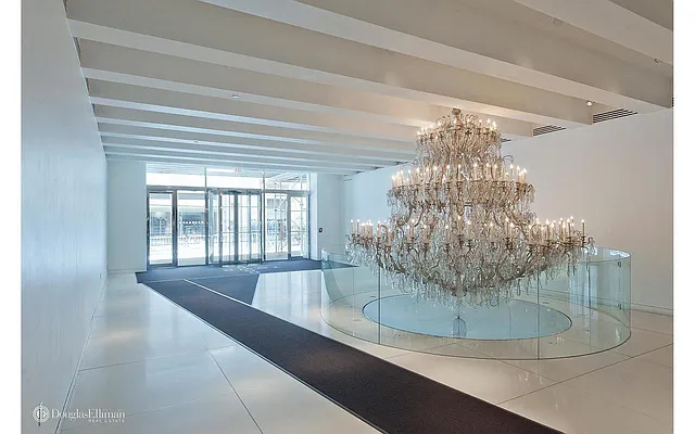 Rented by Douglas Elliman | media 16