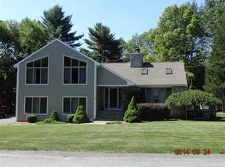 9 Margaret St, Acushnet, MA 02743