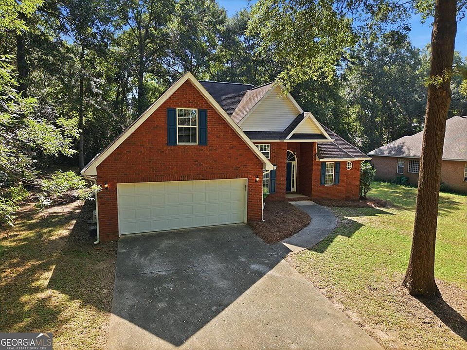 1st image of 102 Quinelle Dr