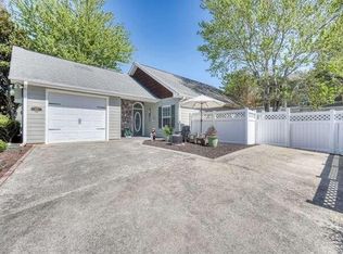 408 Long View Cir, Hiawassee, GA 30546