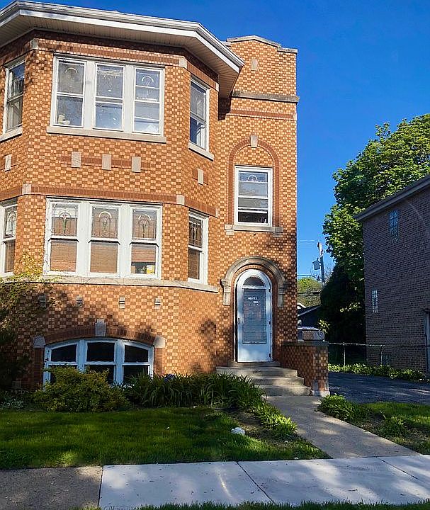 1st image of 1628 Gunderson Ave #1