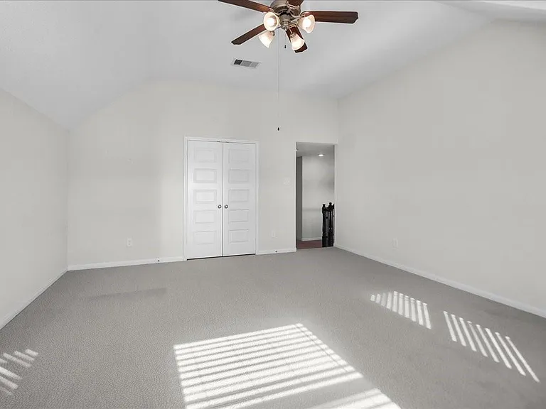 13814 Russell Ct — Photo 30