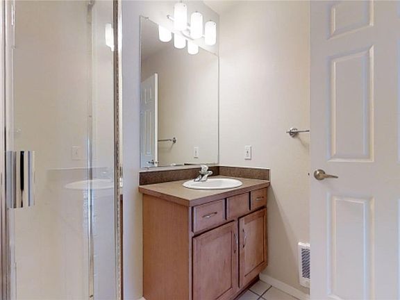 5th image of 7632 Highland Park Way SW Unit D