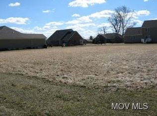 27 Garden City Rd, Marietta, OH 45750