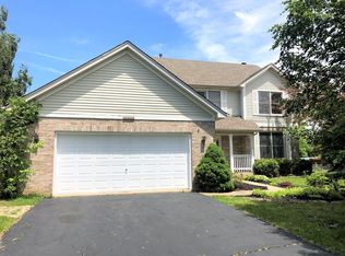 5440 Mallard Ln, Hoffman Estates, IL 60192