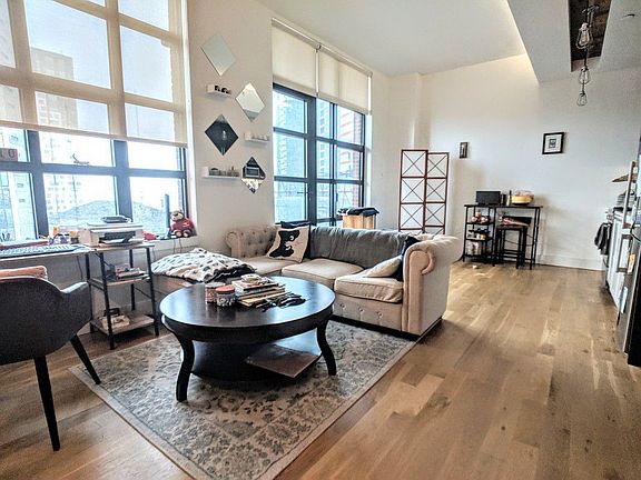 2nd image of 4121 28th St APT 16E