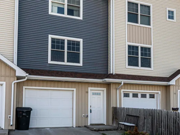 713 Promenade Ct, Grand Forks, ND 58203