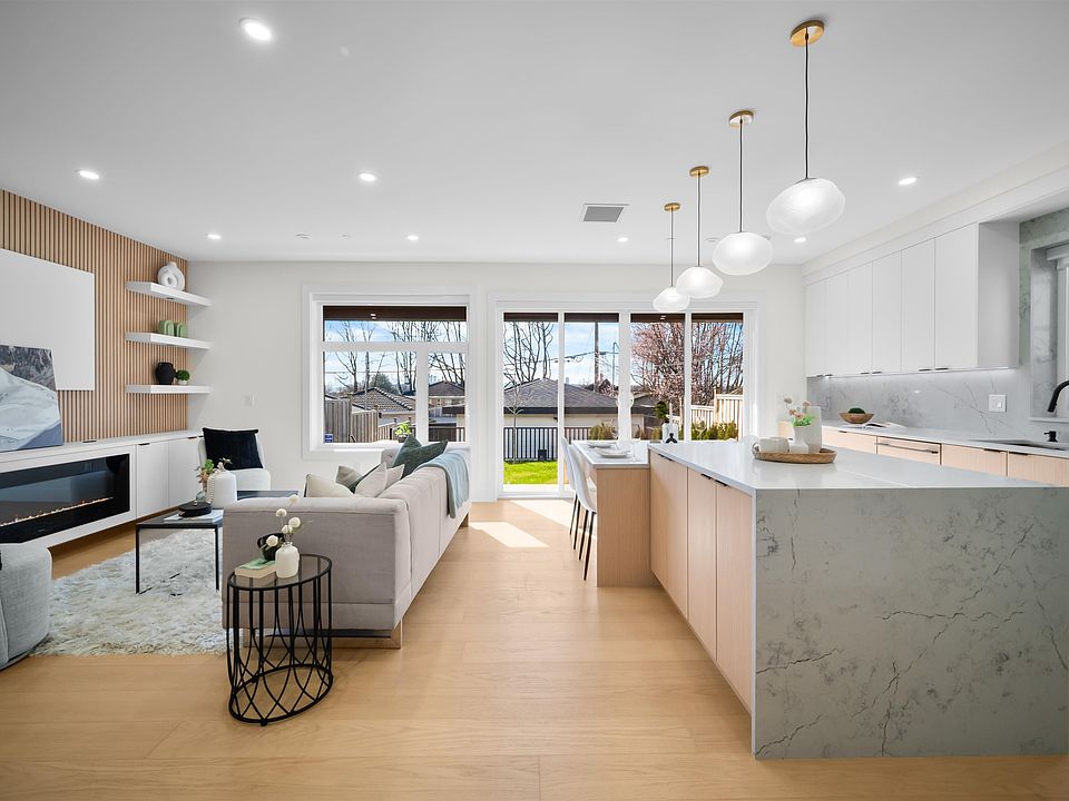 1st image of 3576 E Pender St #2