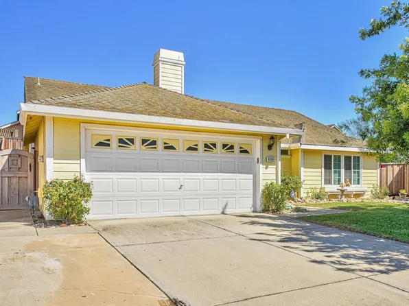 678 Cuesta Ct, Soledad, CA 93960