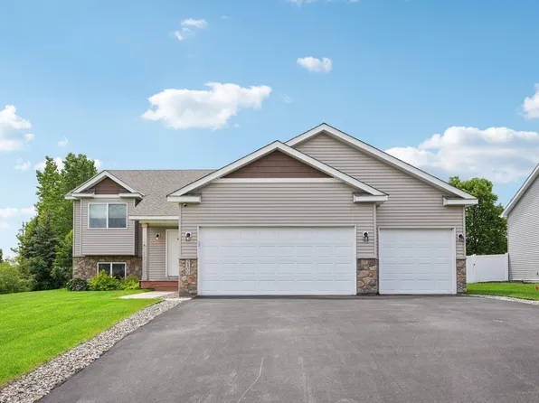 2400 River Bend Trl, Mayer, MN 55360