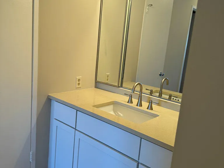 8360 Greensboro Dr #917 — Photo 25