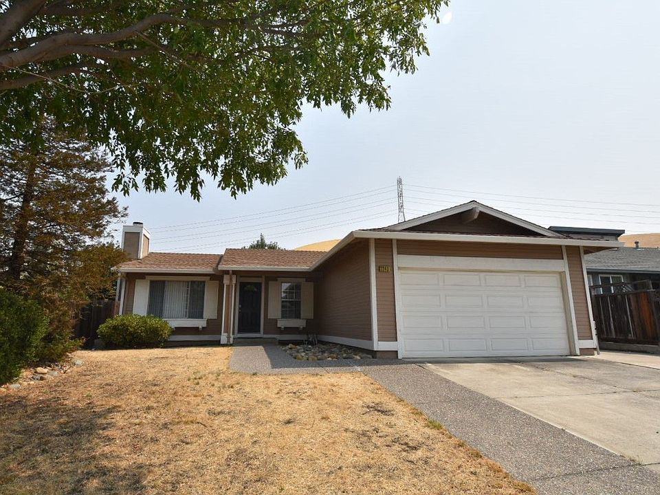 1st image of 2243 Jacqueline Dr