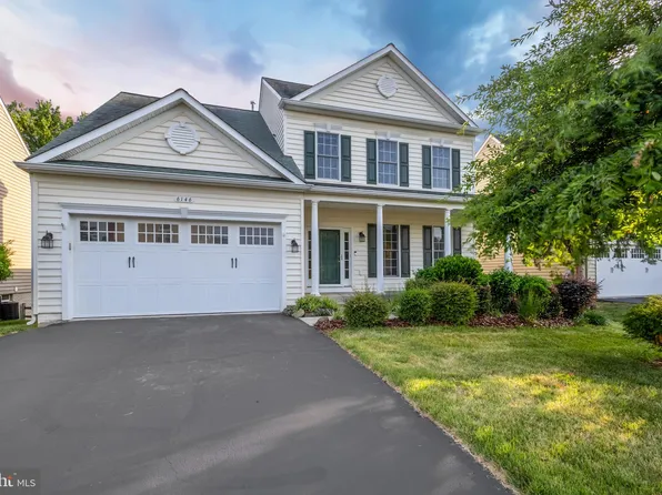 6146 McCarthy Dr, King George, VA 22485