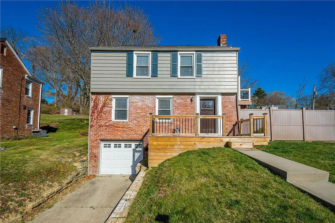 257 Constitution Dr photo 1
