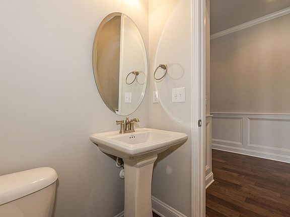 The Bison - Powder Room