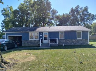 315 South St, Churubusco, IN 46723