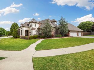 3532 W Providence Dr, Fayetteville, AR 72704