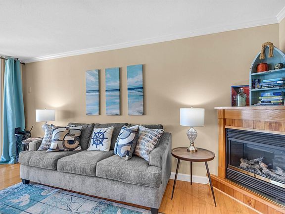 2nd image of 900 Fort Pickens Rd APT 1053