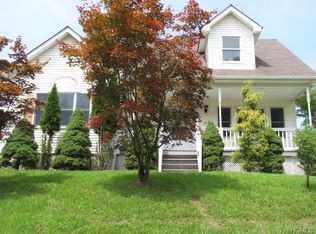 20 Walnut Ln, Middletown, NY 10940