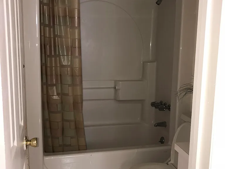67 Robinson Ave — Photo 15