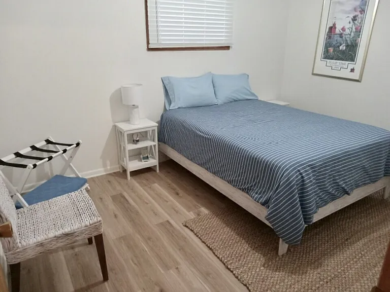Home Ave — Photo 15