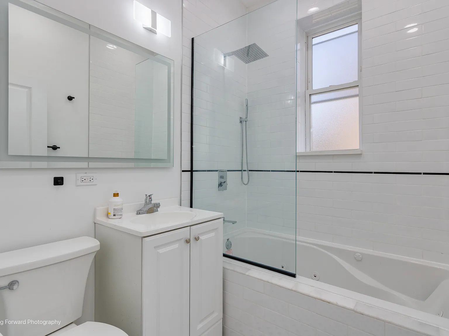 2 bed, 800 sqft, $1,855 — Photo 4