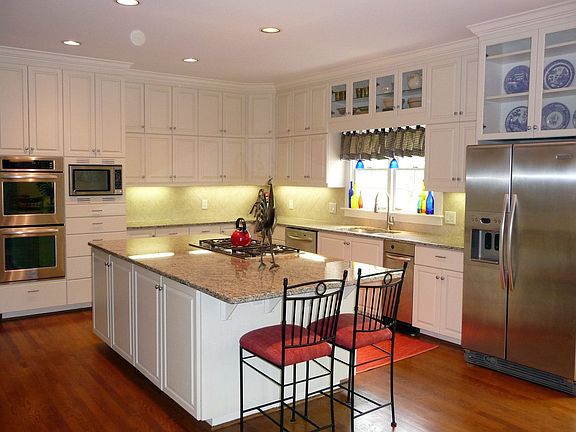Big, beautiful kitchen. Perfect blend of updated with comfort.