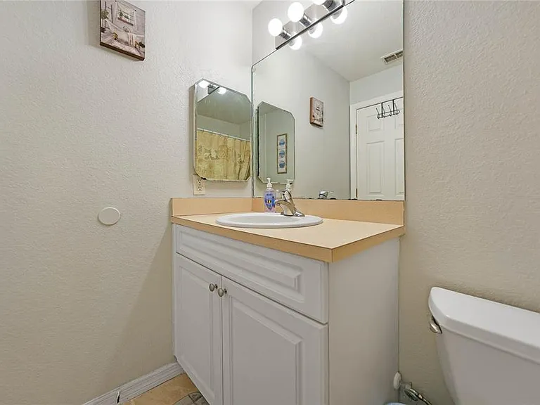 590 Ridgewood St NW — Photo 23