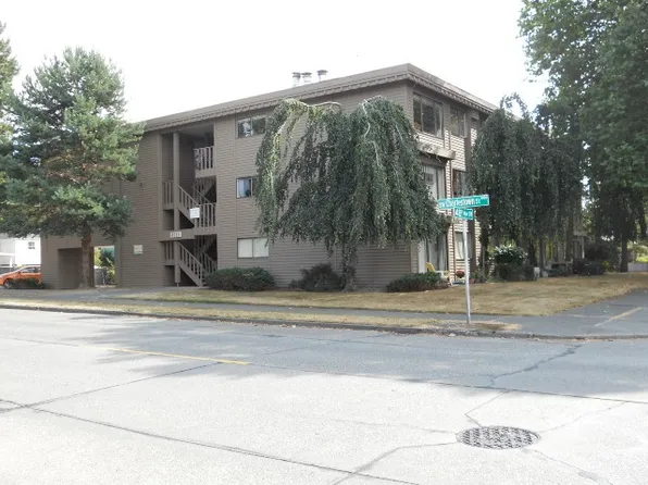 4715 SW Charlestown St, Seattle, WA 98116