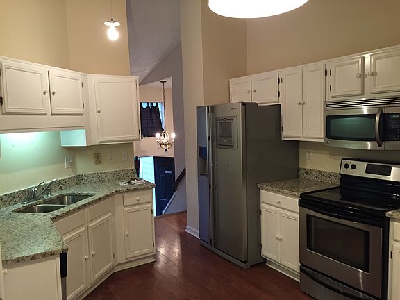 5th image of 135 Preston Oaks Dr