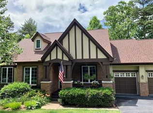 207 Camptown Rd, Brevard, NC 28712