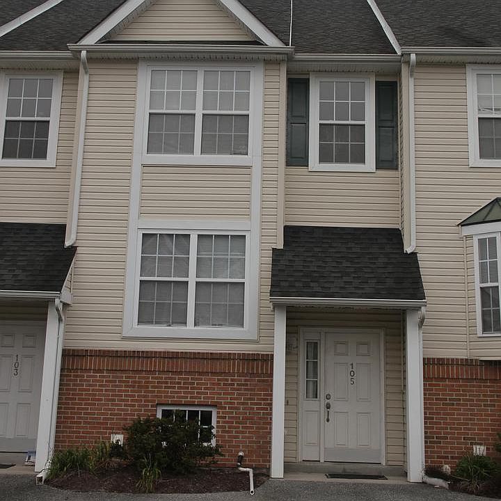 1st image of 105 Nicoles Ct #176