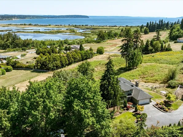1950 Hillvista Place, Freeland, WA 98249