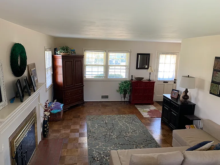 8512 Doter Dr — Photo 8