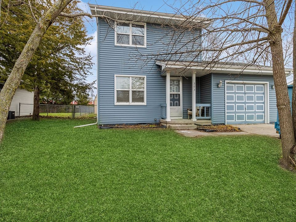 1st image of 303 11th St SE