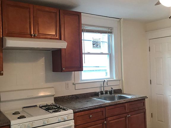 Large Eat In Kitchen