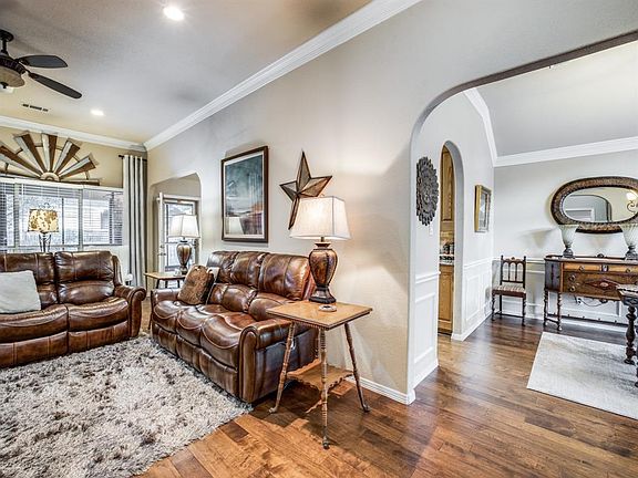 5th image of 7129 Forest Mist Dr